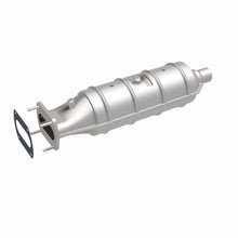 Load image into Gallery viewer, MagnaFlow Exhaust Products 55213 Standard Grade Direct-Fit Catalytic Converter for Select Ford E-250 Econoline, Ford E-250 Econoline Club Wagon, Ford E-350 Econoline, Ford E-350 Econoline Club Wagon, Ford F-250, Ford F-250 HD, Ford F-350