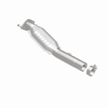 Load image into Gallery viewer, MagnaFlow Exhaust Products 24148 HM Grade Direct-Fit Catalytic Converter for Select Chevrolet Silverado HD, Chevrolet Silverado HD Classic, Chevrolet Silverado 2500, Chevrolet Suburban 2500, GMC Sierra HD, GMC Sierra HD Classic, GMC Sierra 2500, GMC