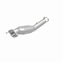 Load image into Gallery viewer, MagnaFlow Exhaust Products 24148 HM Grade Direct-Fit Catalytic Converter for Select Chevrolet Silverado HD, Chevrolet Silverado HD Classic, Chevrolet Silverado 2500, Chevrolet Suburban 2500, GMC Sierra HD, GMC Sierra HD Classic, GMC Sierra 2500, GMC
