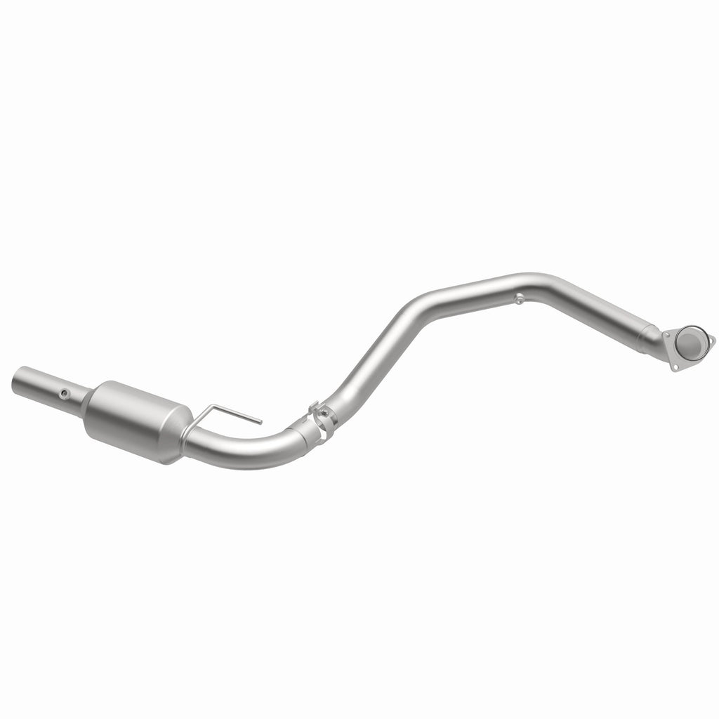MagnaFlow Exhaust Products 280427 OEM Grade Direct-Fit Catalytic Converter for Select Chevrolet Express 4500, GMC Savana