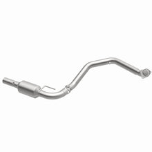 Load image into Gallery viewer, MagnaFlow Exhaust Products 280427 OEM Grade Direct-Fit Catalytic Converter for Select Chevrolet Express 4500, GMC Savana
