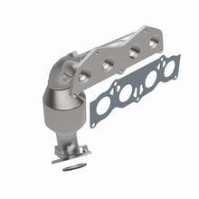 Load image into Gallery viewer, MagnaFlow Exhaust Products 51373 OEM Grade Manifold Catalytic Converter for Select Toyota Camry