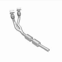 Load image into Gallery viewer, MagnaFlow Exhaust Products 52289 OEM Grade Direct-Fit Catalytic Converter for Select Volkswagen Golf, Volkswagen Jetta