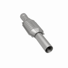 Load image into Gallery viewer, MagnaFlow Exhaust Products 3391473 California CARB Direct-Fit Catalytic Converter for Select Chevrolet C1500, Chevrolet C2500, Chevrolet C2500 Suburban, Chevrolet C3500, Chevrolet K2500, Chevrolet K2500 Suburban, Chevrolet K3500, Chevrolet R2500