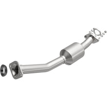 Load image into Gallery viewer, MagnaFlow Exhaust Products 551689 California CARB Direct-Fit Catalytic Converter for Select Nissan NV200