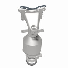 Load image into Gallery viewer, MagnaFlow Exhaust Products 5531781 California CARB Manifold Catalytic Converter for Select Honda CR-V