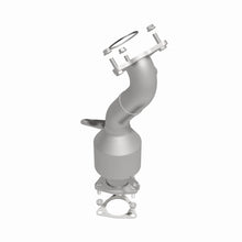 Load image into Gallery viewer, MagnaFlow Exhaust Products 5582608 California CARB Direct-Fit Catalytic Converter for Select Chevrolet Colorado, GMC Canyon