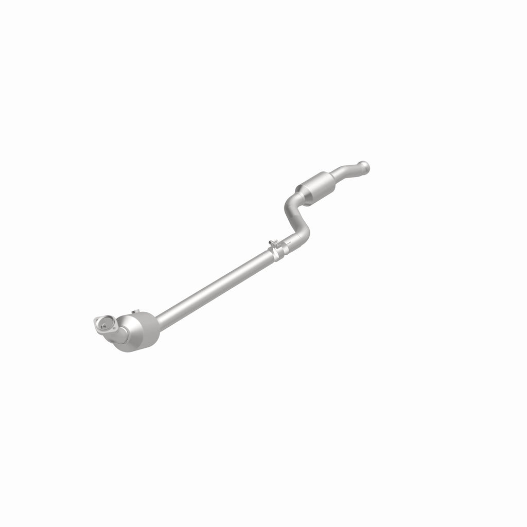 MagnaFlow Exhaust Products 21-439 OEM Grade Direct-Fit Catalytic Converter for Select Mercedes-Benz GLK350