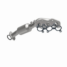 Load image into Gallery viewer, MagnaFlow Exhaust Products 5531284 California CARB Manifold Catalytic Converter for Select Lexus GS350, Lexus IS250, Lexus IS300, Lexus IS350, Lexus RC300, Lexus RC350