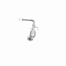 Load image into Gallery viewer, MagnaFlow Exhaust Products 447976 California CARB Direct-Fit Catalytic Converter for Select Toyota Tundra