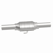 Load image into Gallery viewer, MagnaFlow Exhaust Products 3322223 California CARB Direct-Fit Catalytic Converter for Select Buick LeSabre, Buick Park Avenue, Buick Reatta, Buick Riviera, Cadillac Commercial Chassis, Cadillac DeVille, Cadillac Fleetwood, Oldsmobile 88, Oldsmobile 98,