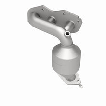 Load image into Gallery viewer, MagnaFlow Exhaust Products 5582250 California CARB Manifold Catalytic Converter for Select Lexus RX350, Toyota Highlander, Toyota RAV4, Toyota Sienna