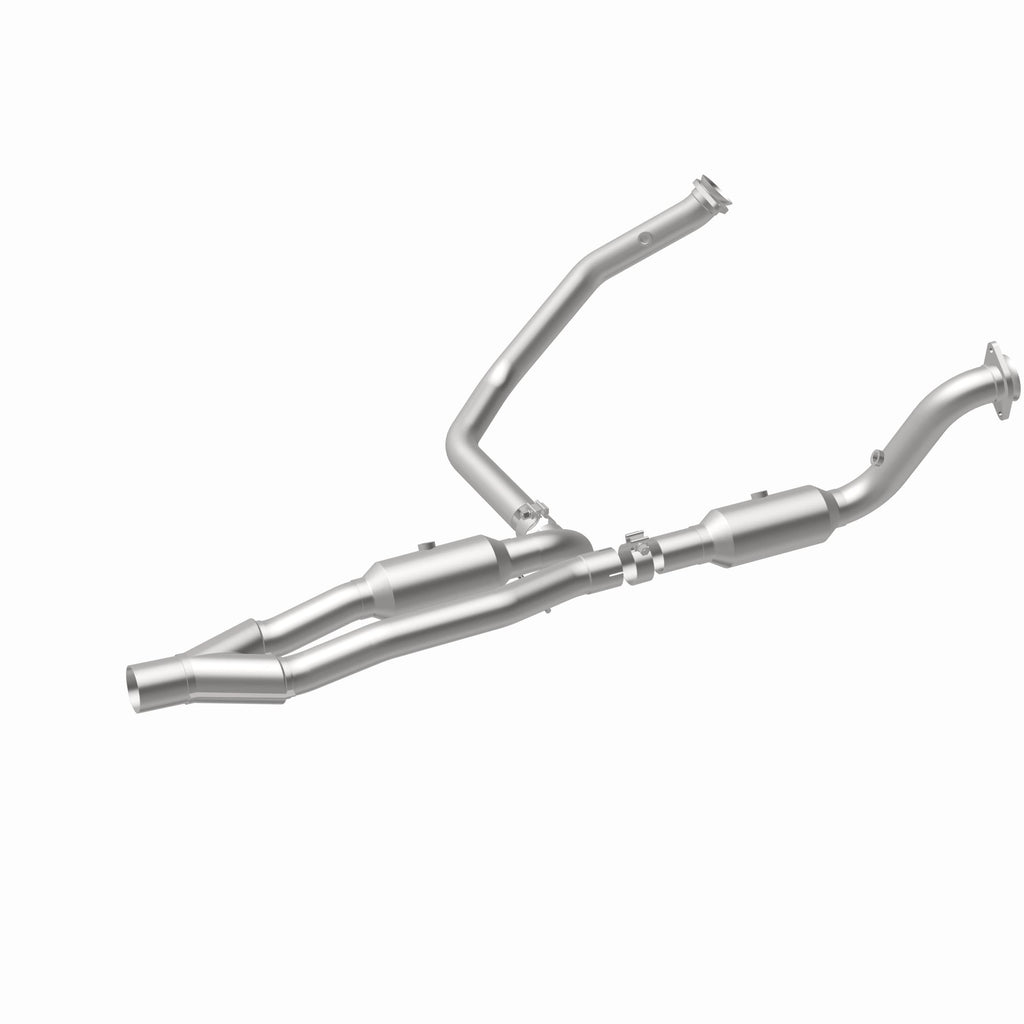 MagnaFlow Exhaust Products 21-457 OEM Grade Direct-Fit Catalytic Converter for Select Ram 1500, Ram 2500, Ram