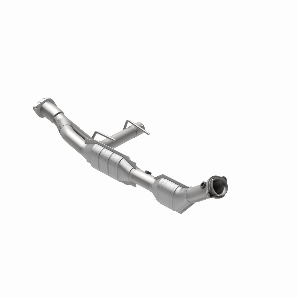 MagnaFlow Exhaust Products 49607 OEM Grade Direct-Fit Catalytic Converter for Select Ford Expedition