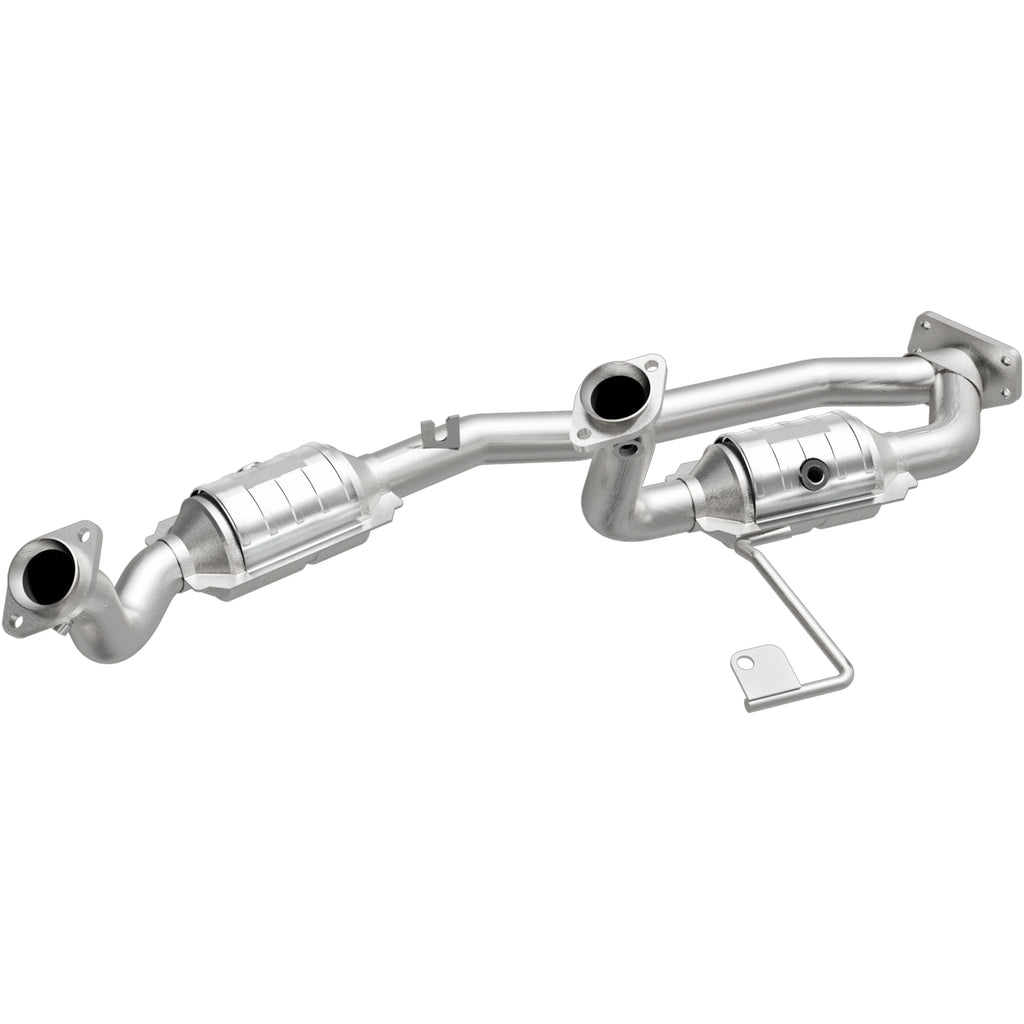 MagnaFlow Exhaust Products 49624 OEM Grade Direct-Fit Catalytic Converter for Select Ford Windstar