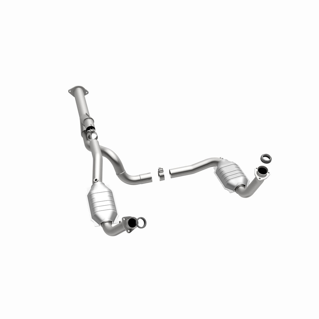 MagnaFlow Exhaust Products 51510 OEM Grade Direct-Fit Catalytic Converter for Select Chevrolet Express 1500, GMC Savana