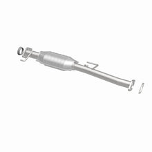 Load image into Gallery viewer, MagnaFlow Exhaust Products 22626 HM Grade Direct-Fit Catalytic Converter for Select Chevrolet Tracker, Geo Tracker, Suzuki Sidekick, Suzuki X-90