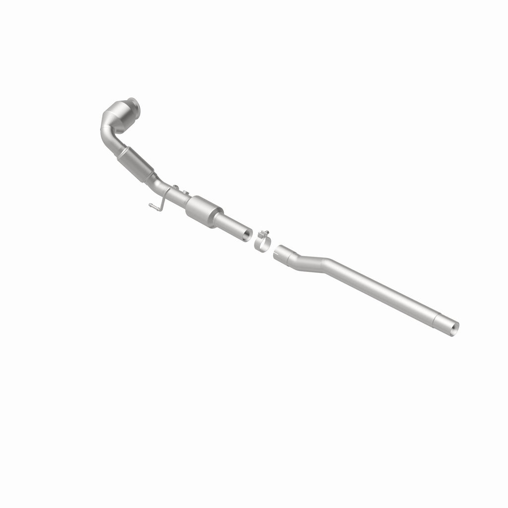 MagnaFlow Exhaust Products 52392 OEM Grade Direct-Fit Catalytic Converter for Select Volkswagen Beetle, Volkswagen Jetta, Volkswagen Passat