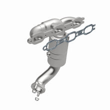 Load image into Gallery viewer, MagnaFlow Exhaust Products 51394 OEM Grade Manifold Catalytic Converter for Select Chrysler Pacifica, Chrysler Sebring, Chrysler Town &amp; Country, Dodge Avenger, Dodge Grand Caravan, Dodge Journey, Volkswagen Routan