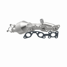 Load image into Gallery viewer, MagnaFlow Exhaust Products 49997 OEM Grade Manifold Catalytic Converter for Select Nissan Frontier, Nissan Xterra