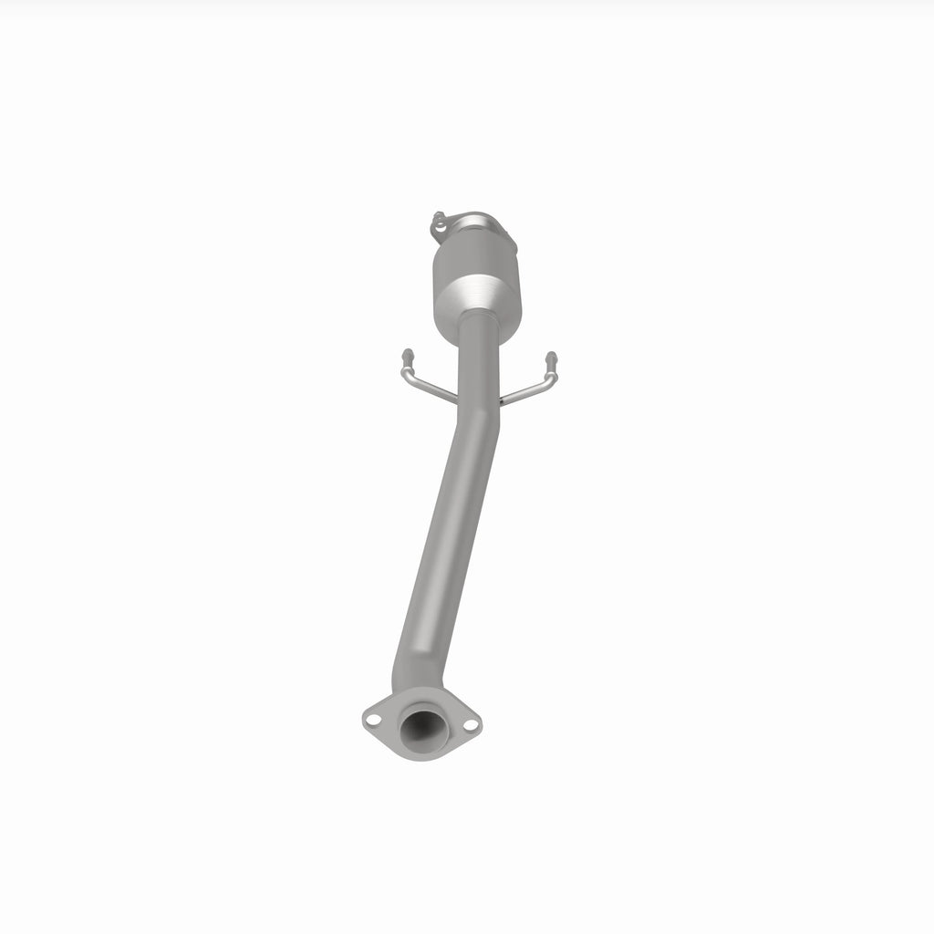 MagnaFlow Exhaust Products 280116 OEM Grade Direct-Fit Catalytic Converter for Select Toyota Highlander