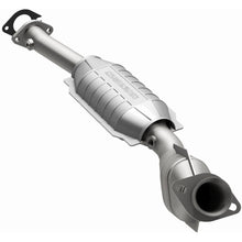 Load image into Gallery viewer, MagnaFlow Exhaust Products 23328 HM Grade Direct-Fit Catalytic Converter for Select Ford Crown Victoria, Lincoln Town Car, Mercury Grand Marquis