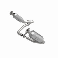 Load image into Gallery viewer, MagnaFlow Exhaust Products 24397 HM Grade Direct-Fit Catalytic Converter for Select Dodge Dakota, Mitsubishi Raider
