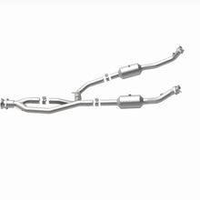 Load image into Gallery viewer, MagnaFlow Exhaust Products 280248 OEM Grade Direct-Fit Catalytic Converter for Select Ford Transit-150, Ford Transit-250, Ford Transit-350, Ford Transit-350 HD