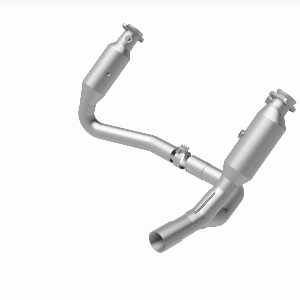 MagnaFlow Exhaust Products 21-972 OEM Grade Direct-Fit Catalytic Converter for Select Dodge Dakota