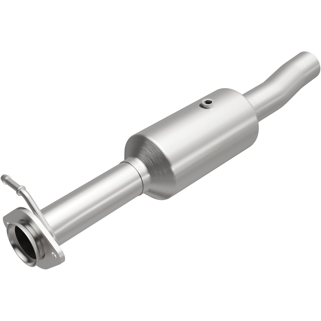 MagnaFlow Exhaust Products 280434 OEM Grade Direct-Fit Catalytic Converter for Select Ford F-350 Super Duty, Ford F-450 Super Duty, Ford F-550 Super Duty