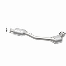 Load image into Gallery viewer, MagnaFlow Exhaust Products 444043 California CARB Direct-Fit Catalytic Converter for Select Subaru Forester, Subaru Impreza