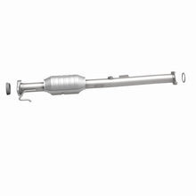 Load image into Gallery viewer, MagnaFlow Exhaust Products 441020 California CARB Direct-Fit Catalytic Converter for Select Chevrolet Tracker, Suzuki Vitara