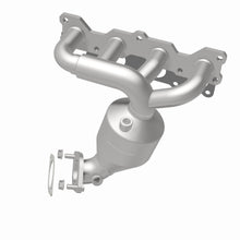 Load image into Gallery viewer, MagnaFlow Exhaust Products 5631125 California CARB Manifold Catalytic Converter for Select Hyundai Sonata, Kia Forte, Kia Forte Koup, Kia Optima, Kia Rondo