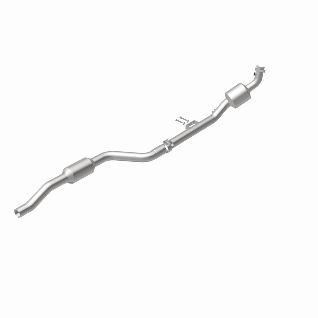 MagnaFlow Exhaust Products 551642 California CARB Direct-Fit Catalytic Converter for Select Mercedes-Benz CLS500, Mercedes-Benz E500