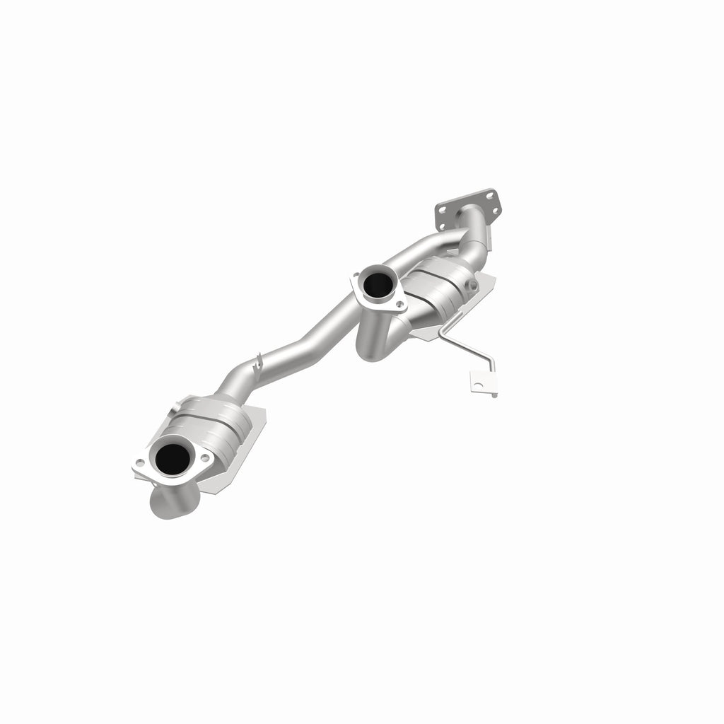 MagnaFlow Exhaust Products 23083 HM Grade Direct-Fit Catalytic Converter for Select Ford Freestar, Mercury Monterey