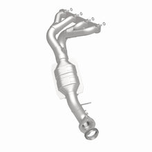 Load image into Gallery viewer, MagnaFlow Exhaust Products 452784 California CARB Manifold Catalytic Converter for Select Cadillac XLR
