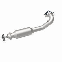 Load image into Gallery viewer, MagnaFlow Exhaust Products 551547 California CARB Direct-Fit Catalytic Converter for Select Cadillac CTS