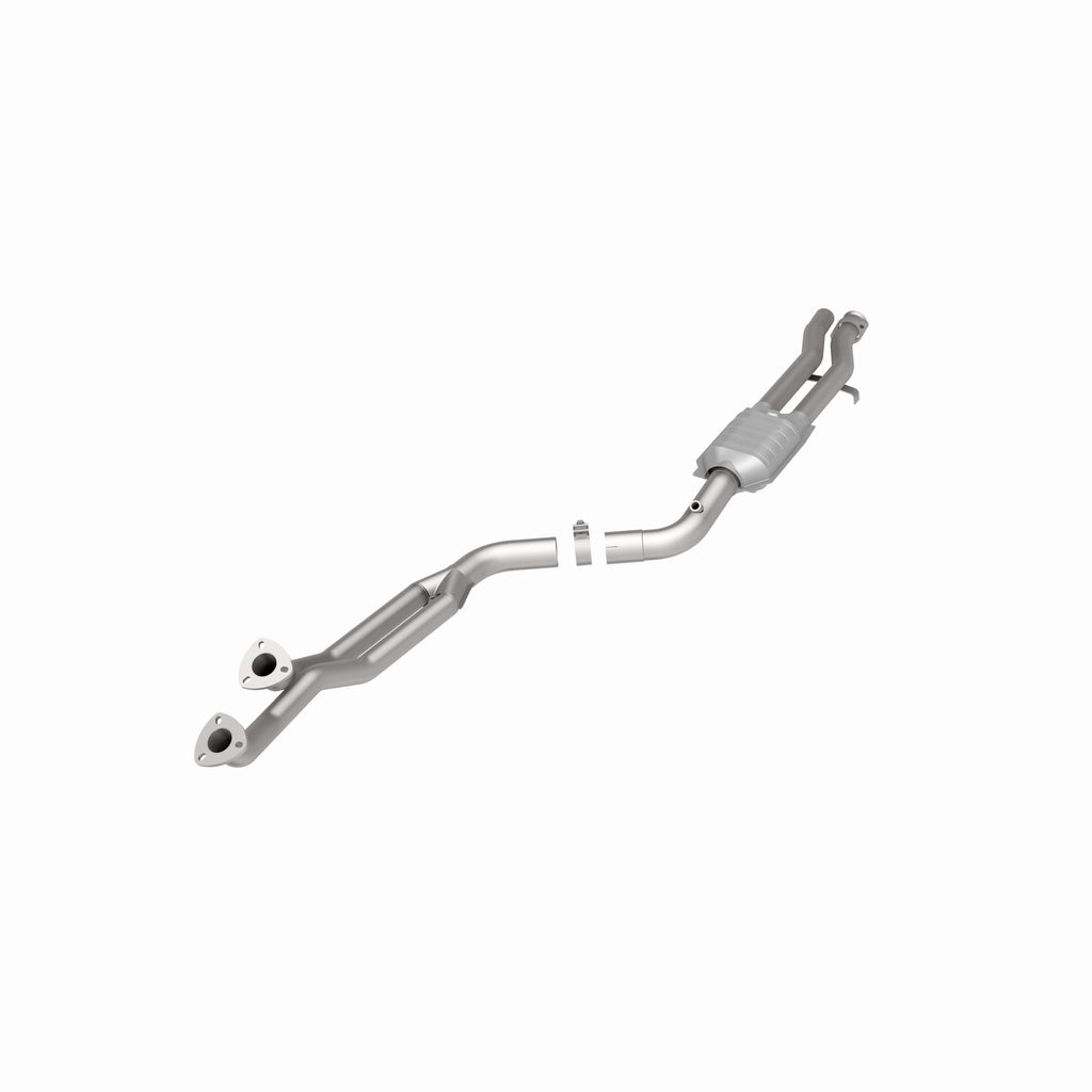 MagnaFlow Exhaust Products 23802 Standard Grade Direct-Fit Catalytic Converter for Select BMW 325i, BMW 325is