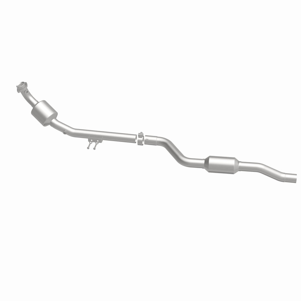 MagnaFlow Exhaust Products 551706 California CARB Direct-Fit Catalytic Converter for Select Mercedes-Benz CLS500, Mercedes-Benz E500