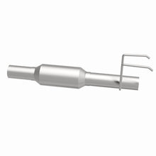Load image into Gallery viewer, MagnaFlow Exhaust Products 3391292 California CARB Direct-Fit Catalytic Converter for Select Dodge B150, Dodge B1500, Dodge B250, Dodge B2500, Dodge B350, Dodge B3500