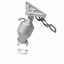 Load image into Gallery viewer, MagnaFlow Exhaust Products 452010 California CARB Manifold Catalytic Converter for Select Ford Escape, Mazda Tribute, Mercury Mariner