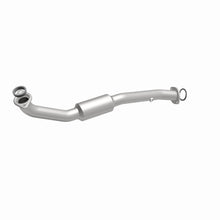Load image into Gallery viewer, MagnaFlow Exhaust Products 52206 OEM Grade Direct-Fit Catalytic Converter for Select Toyota Highlander