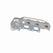 Load image into Gallery viewer, MagnaFlow Exhaust Products 49043 OEM Grade Manifold Catalytic Converter for Select Chevrolet Tracker, Suzuki Grand Vitara, Suzuki Vitara, Suzuki XL-7