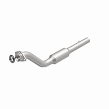 Load image into Gallery viewer, MagnaFlow Exhaust Products 4481464 California CARB Direct-Fit Catalytic Converter for Select Buick LeSabre, Buick Park Avenue, Buick Riviera, Oldsmobile 88, Oldsmobile 98, Oldsmobile LSS, Pontiac Bonneville