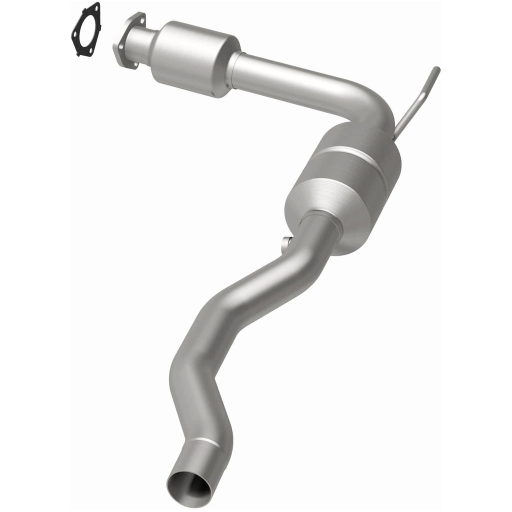 MagnaFlow Exhaust Products 51342 OEM Grade Direct-Fit Catalytic Converter for Select Volkswagen EuroVan