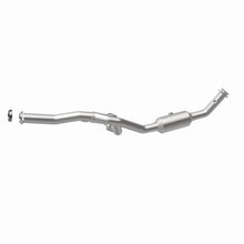 Load image into Gallery viewer, MagnaFlow Exhaust Products 5561676 California CARB Direct-Fit Catalytic Converter for Select Ford Ranger, Mazda B3000