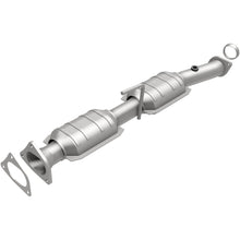 Load image into Gallery viewer, MagnaFlow Exhaust Products 23385 HM Grade Direct-Fit Catalytic Converter for Select Ford Ranger, Mazda B3000, Mazda B4000