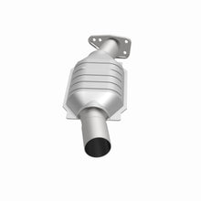 Load image into Gallery viewer, MagnaFlow Exhaust Products 93431 Standard Grade Direct-Fit Catalytic Converter for Select Buick Century, Buick Electra, Buick Estate Wagon, Buick LeSabre, Buick Regal, Buick Riviera, Cadillac DeVille, Cadillac Eldorado, Cadillac Fleetwood, Cadillac