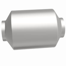 Load image into Gallery viewer, MagnaFlow Exhaust Products 441124 California CARB Universal Catalytic Converter for Select Ford Mustang, Ford Ranger, Lincoln Continental, Lincoln Town Car, Mazda B3000, Mazda B4000, Mercury Grand Marquis
