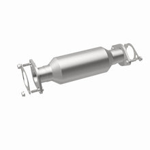 Load image into Gallery viewer, MagnaFlow Exhaust Products 5671332 California CARB Direct-Fit Catalytic Converter for Select Hyundai Elantra, Kia Spectra, Kia Spectra5